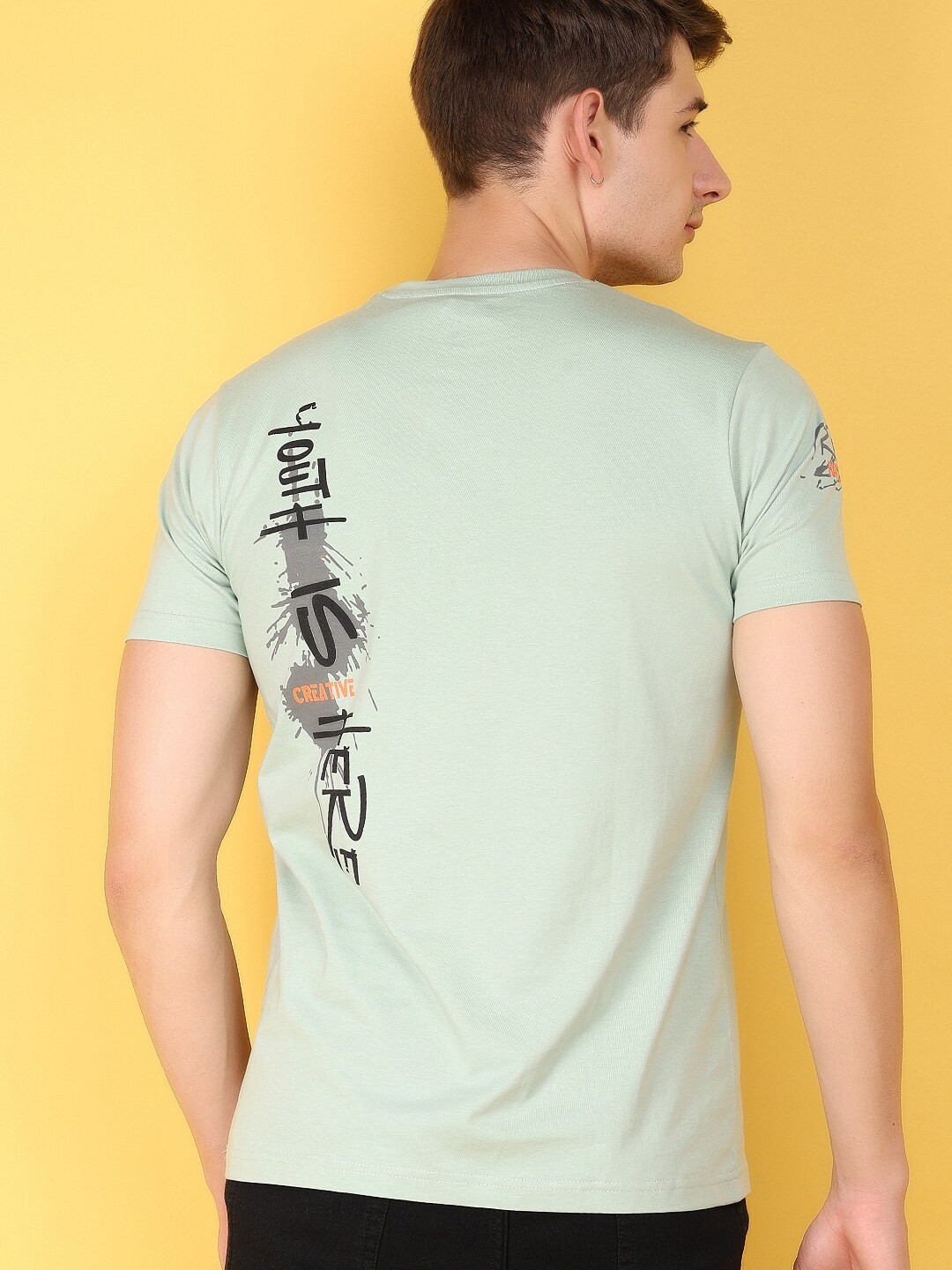

V-Mart Typography Printed Round Neck Cotton Slim Fit T-shirt, Green