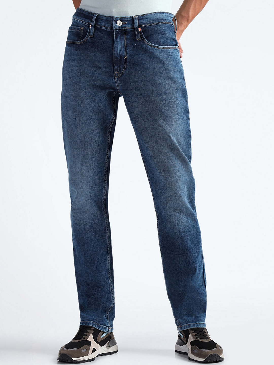

Flying Machine Men Straight Fit Heavy Fade Stretchable Jeans, Blue