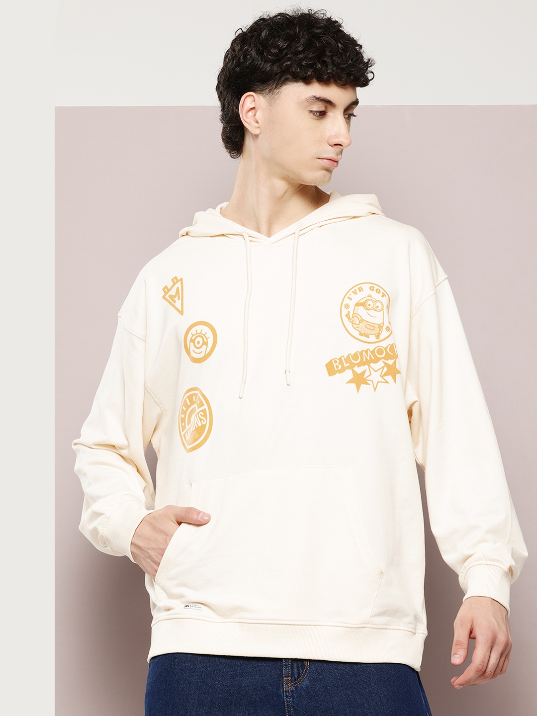 

Minions by Kook N Keech Minions Print Sweatshirt, Off white
