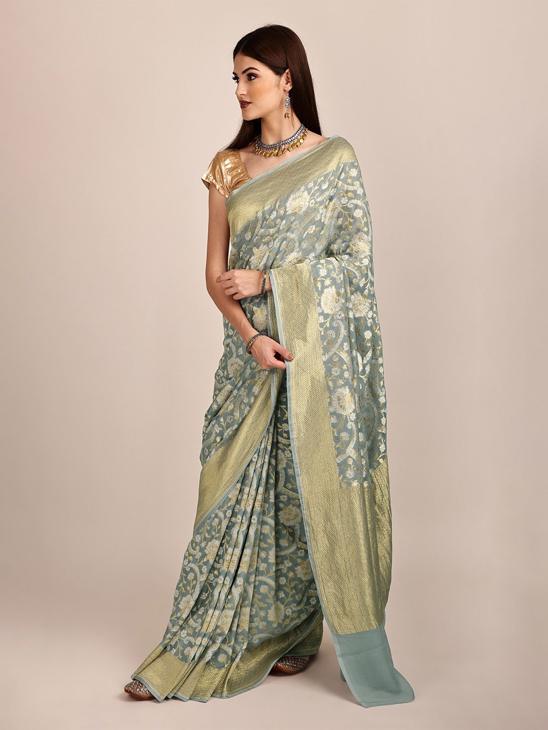 

Exotic India Floral Zari Pure Chiffon Banarasi Saree, Grey