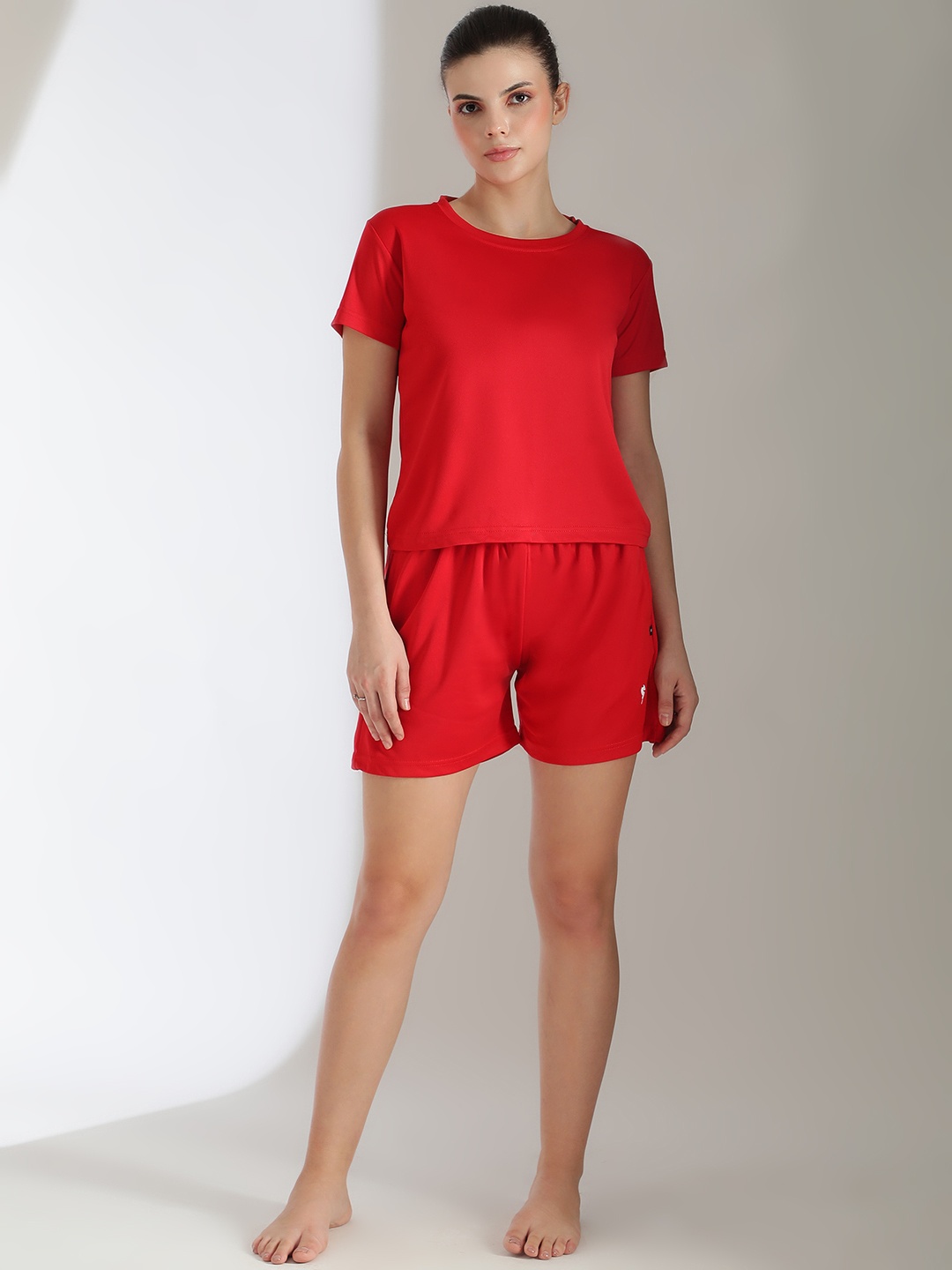 

EPPE Round Neck T-Shirt & Shorts, Red