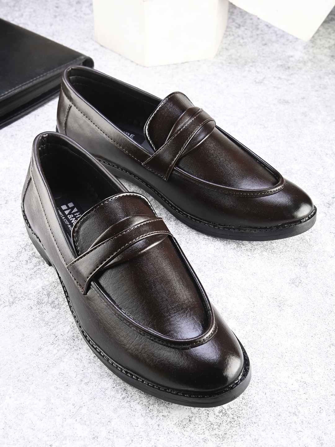 

HERE&NOW Men Brown Round Toe Formal Loafers