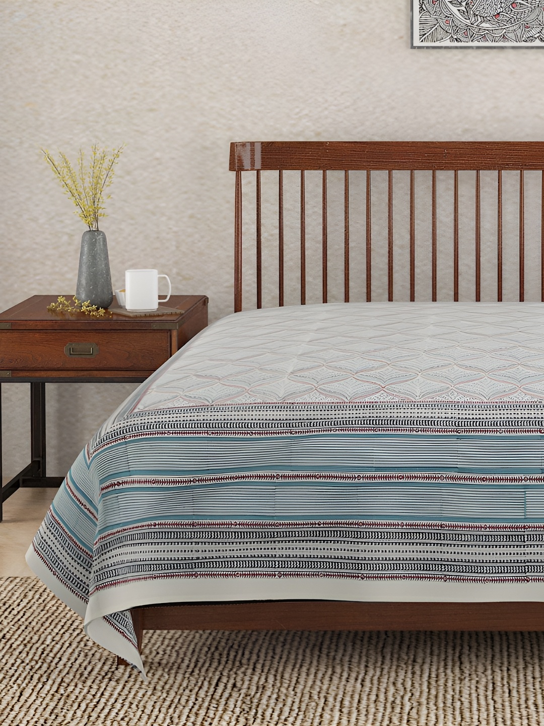 

Fabindia White & Blue Ethnic Motifs Printed Cotton 120TC Double Bed Cover