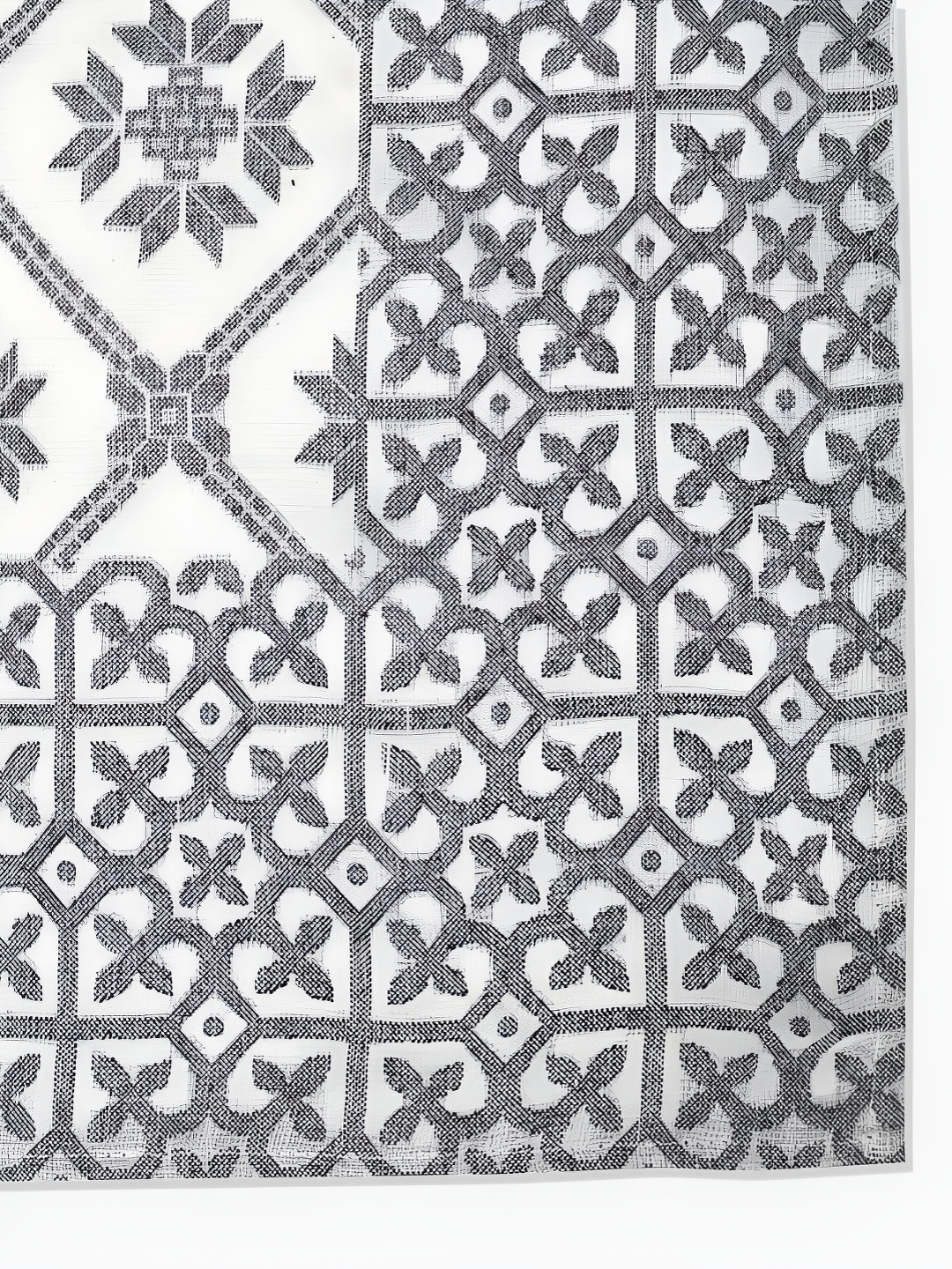 

Fabindia White & Grey Cotton 4-Seater Table Cover