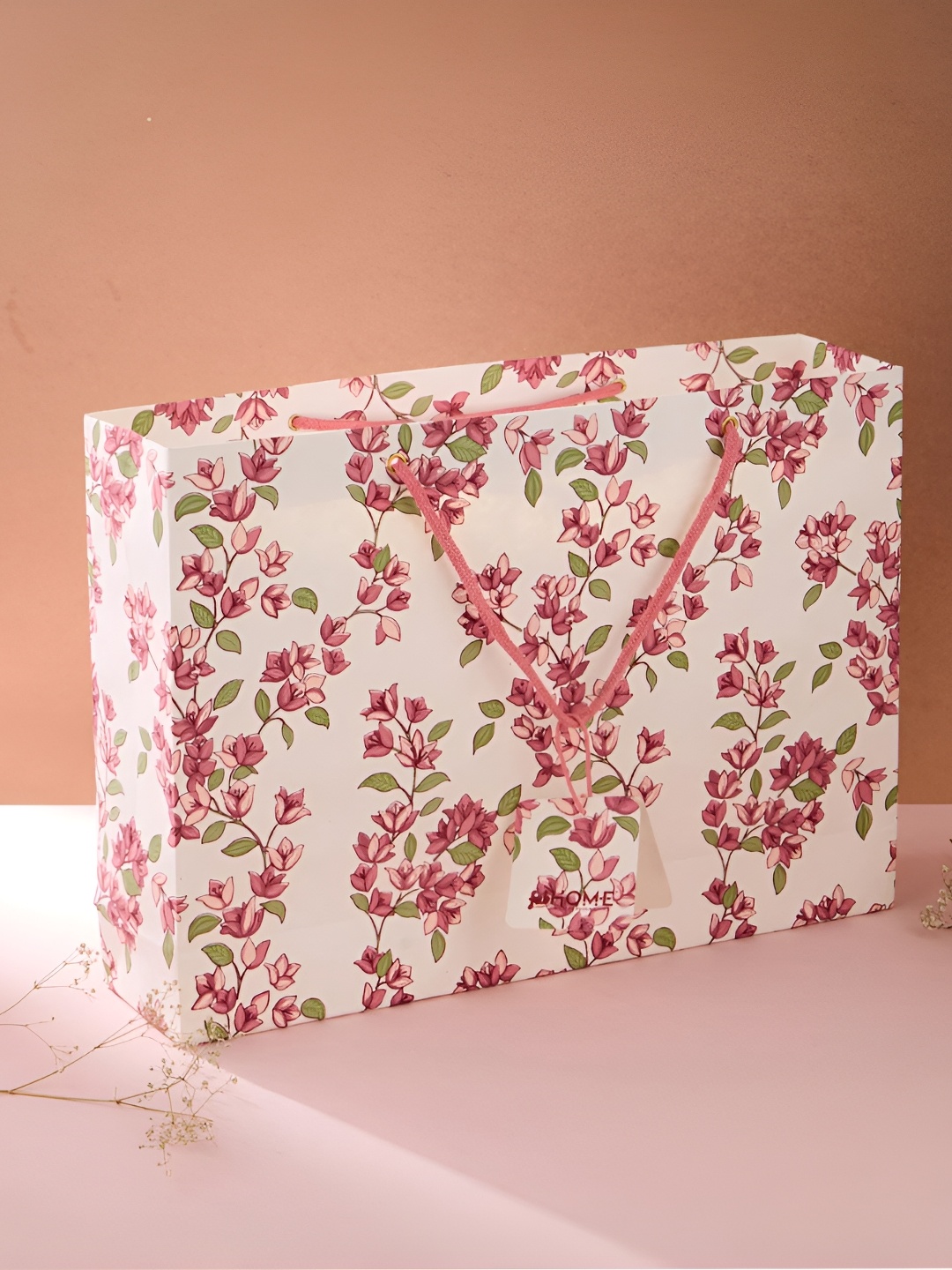 

Fabindia Pink Paper Bougainvillea Gift Bag