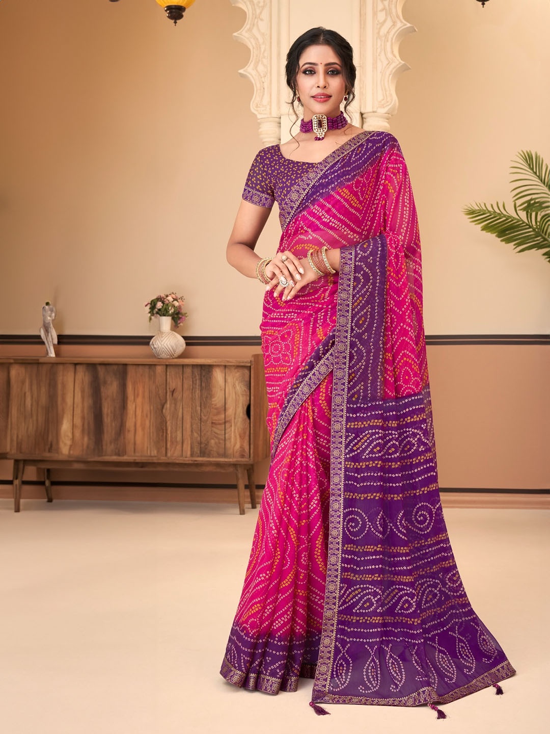 

Reboot Fashions Bandhani Zari Pure Chiffon Bandhani Saree, Magenta