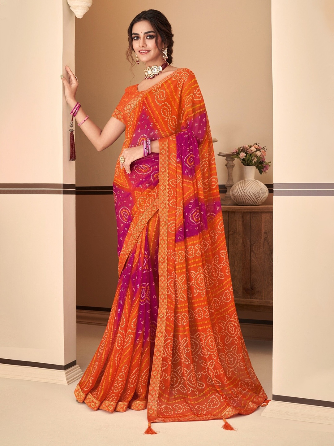 

Reboot Fashions Bandhani Zari Pure Chiffon Bandhani Saree, Orange