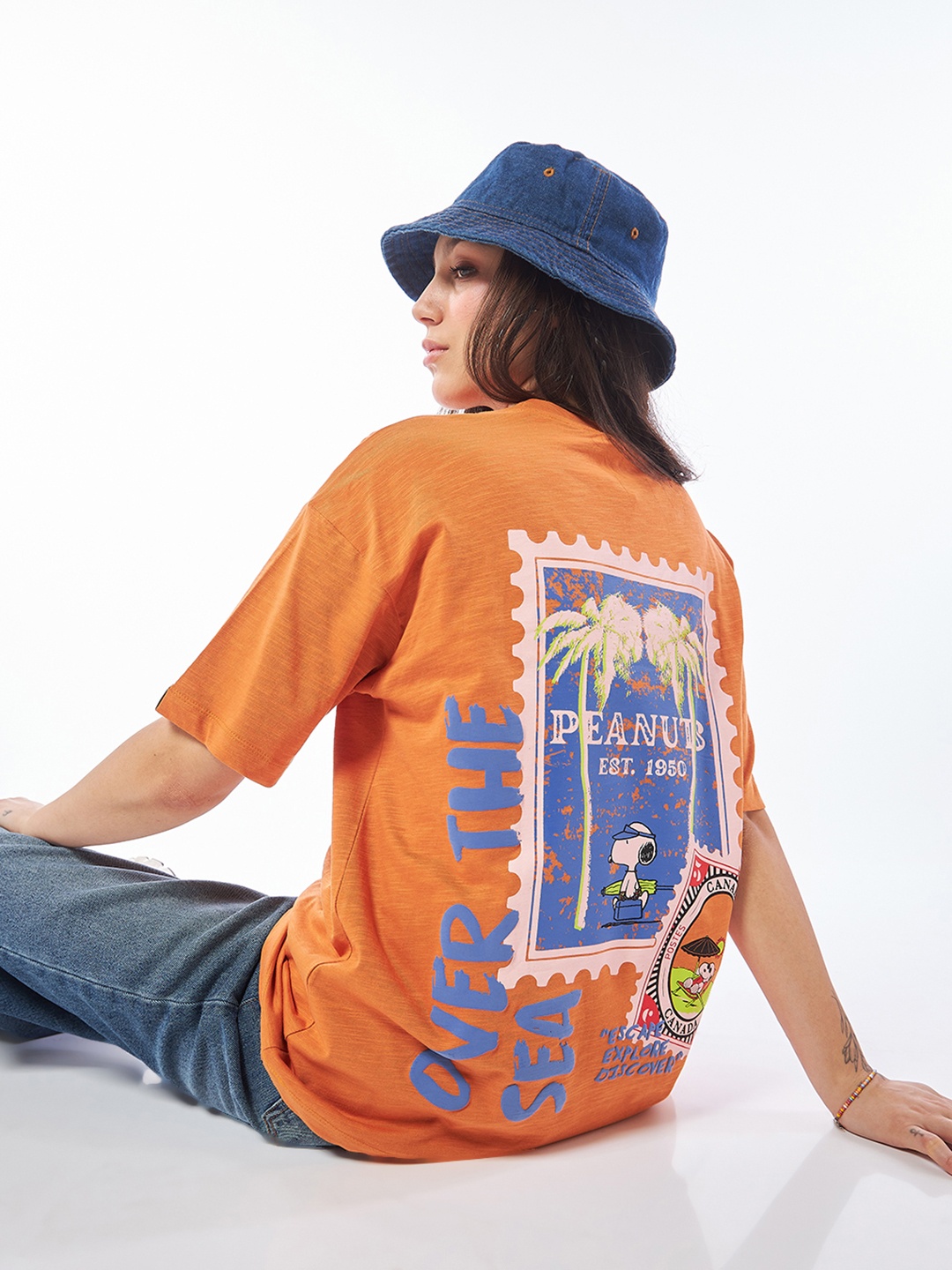 

Bewakoof Peanuts Over The Sea Graphic Printed Oversized T-shirt, Orange