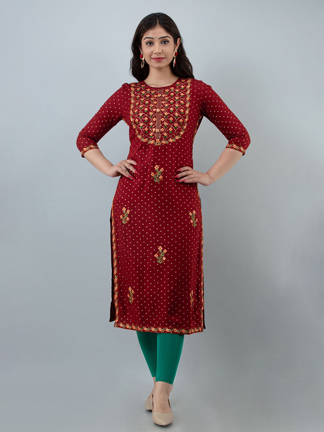 

STYLE ANGEL Embroidered & Printed Round Neck Straight Kurta, Maroon