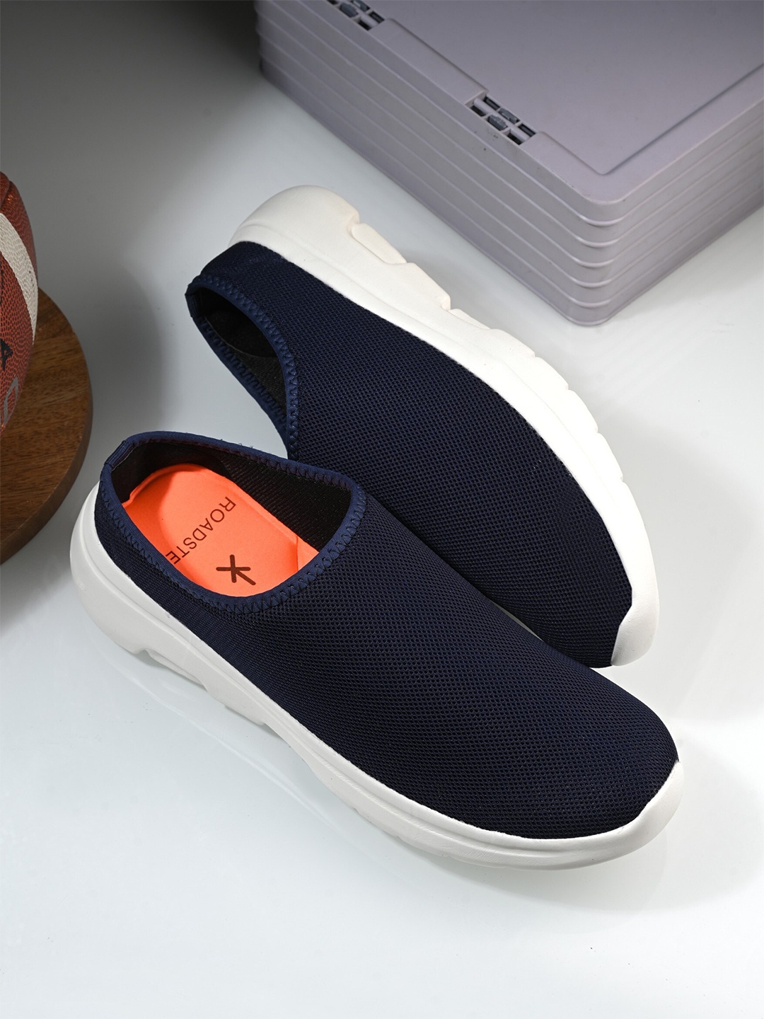 

The Roadster Lifestyle Co. Men Slip-On Walking Sports Shoes, Navy blue