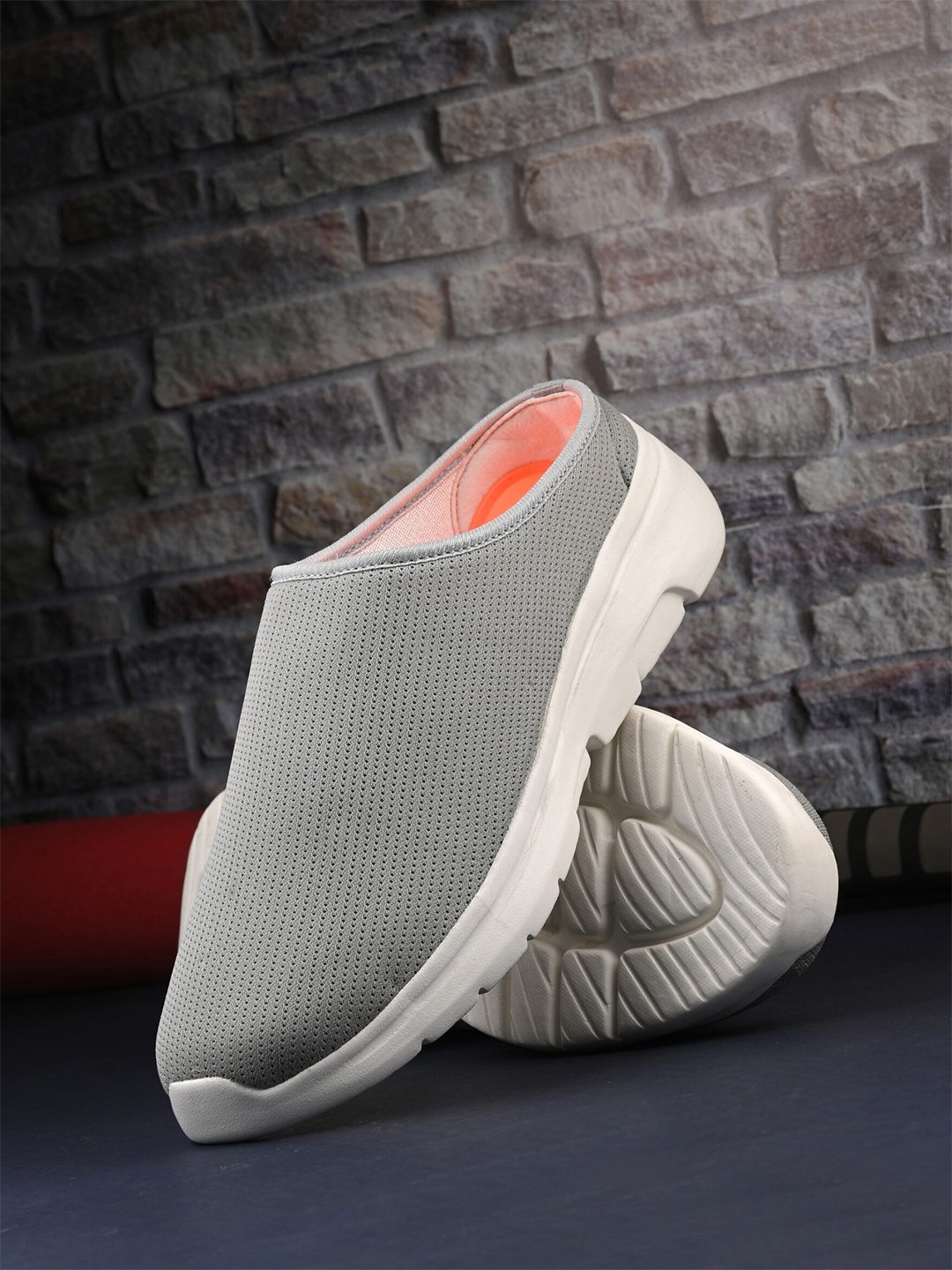 

The Roadster Lifestyle Co. Men Textured Slip-On Sneakers, Grey