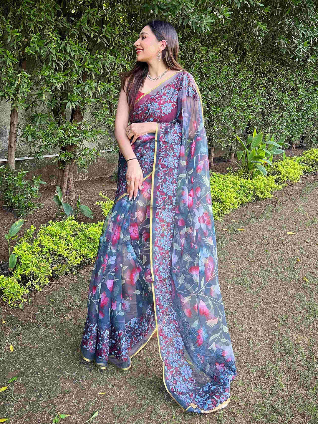 

DEVATITHI Floral Embroidered Silk Blend Tussar Saree, Grey