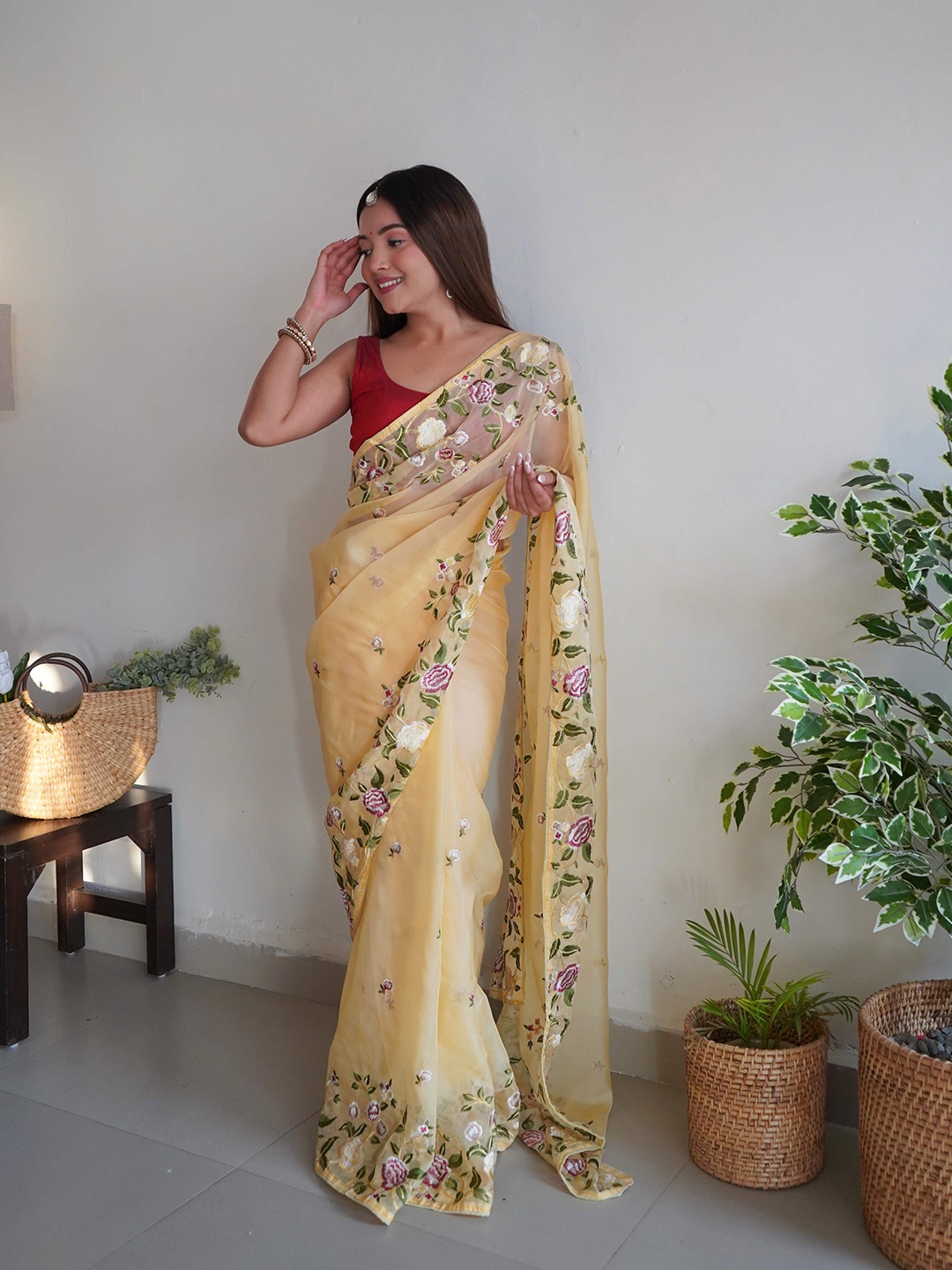 

DEVATITHI Floral Embroidered Organza Saree, Yellow