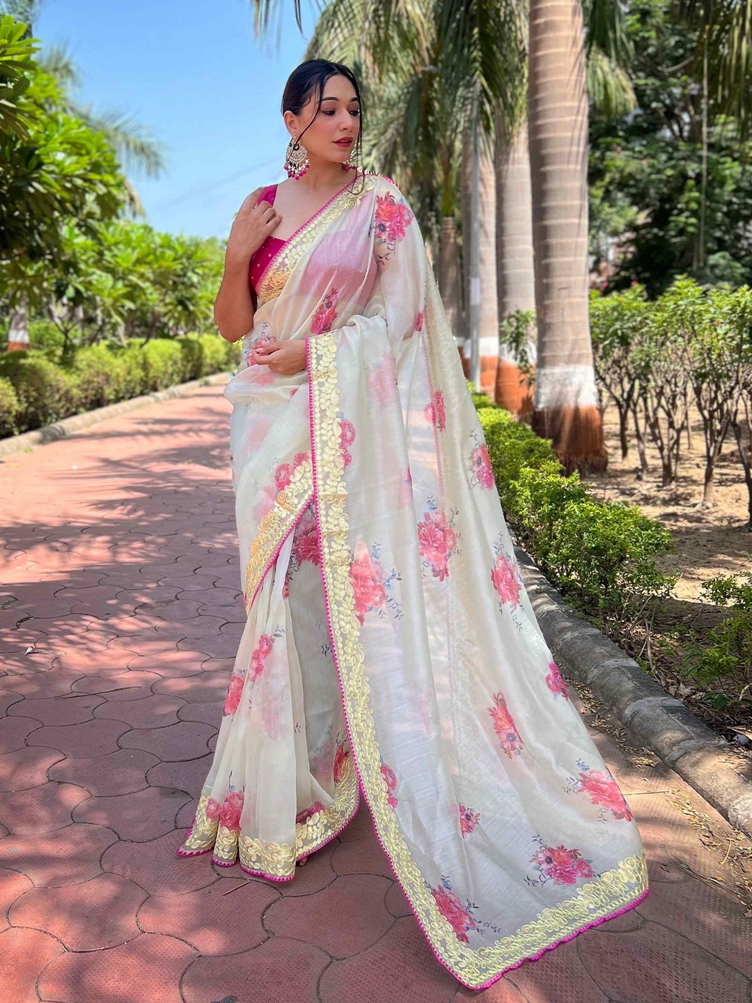 

DEVATITHI Floral Organza Khadi Saree, Yellow