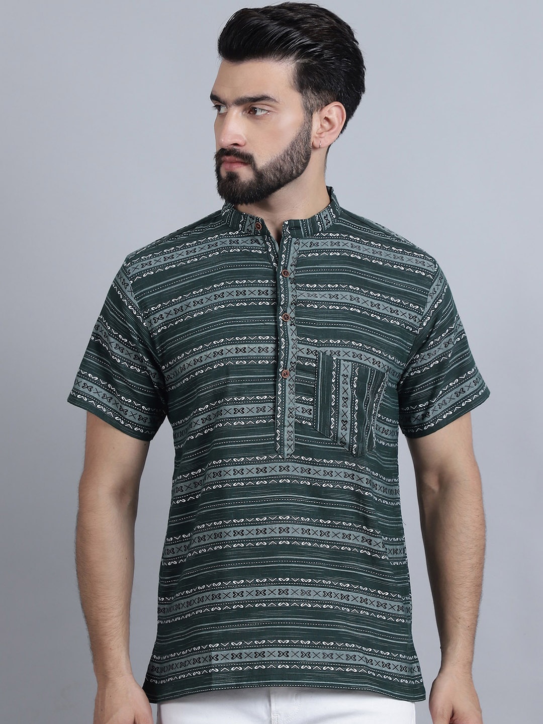 

Aarsha Geometric Woven Design Mandarin Collar Cotton Straight Kurta, Green