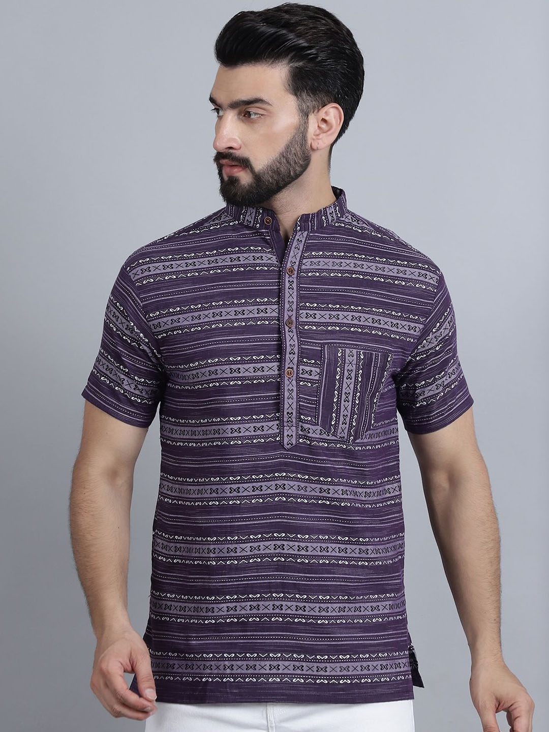 

Aarsha Geometric Printed Thread Work Straight Kurta, Purple