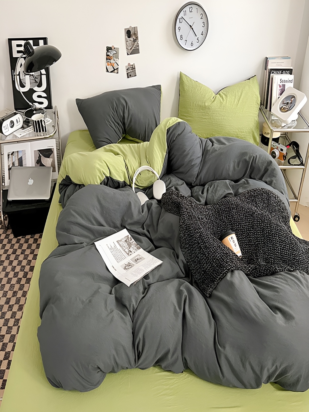 

JC HOME Green & Grey Solid AC Room Single Bedding Set