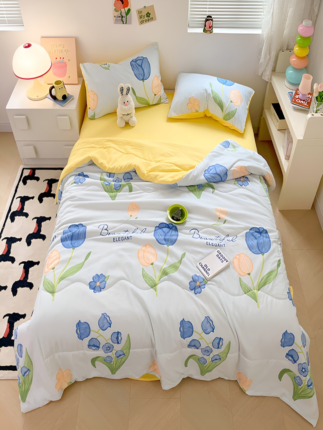

JC HOME Yellow & White Floral AC Room Double Queen Bedding Set