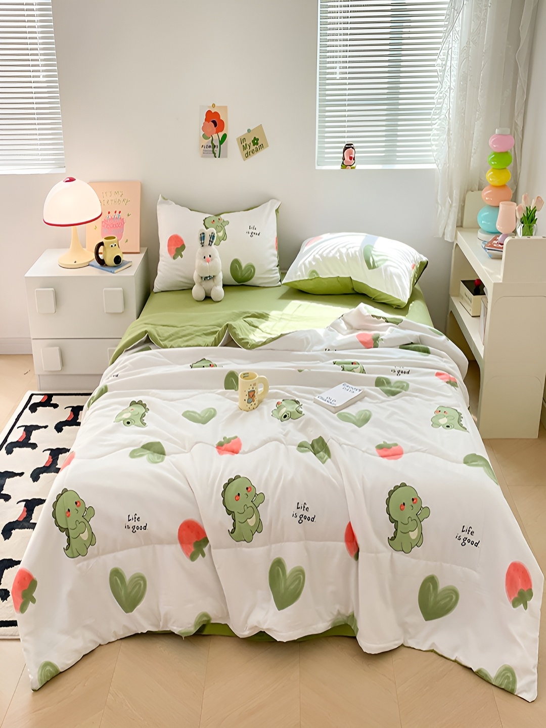 

JC HOME Green & White 3 Pieces Conversational Printed Single Regular Bedding Set
