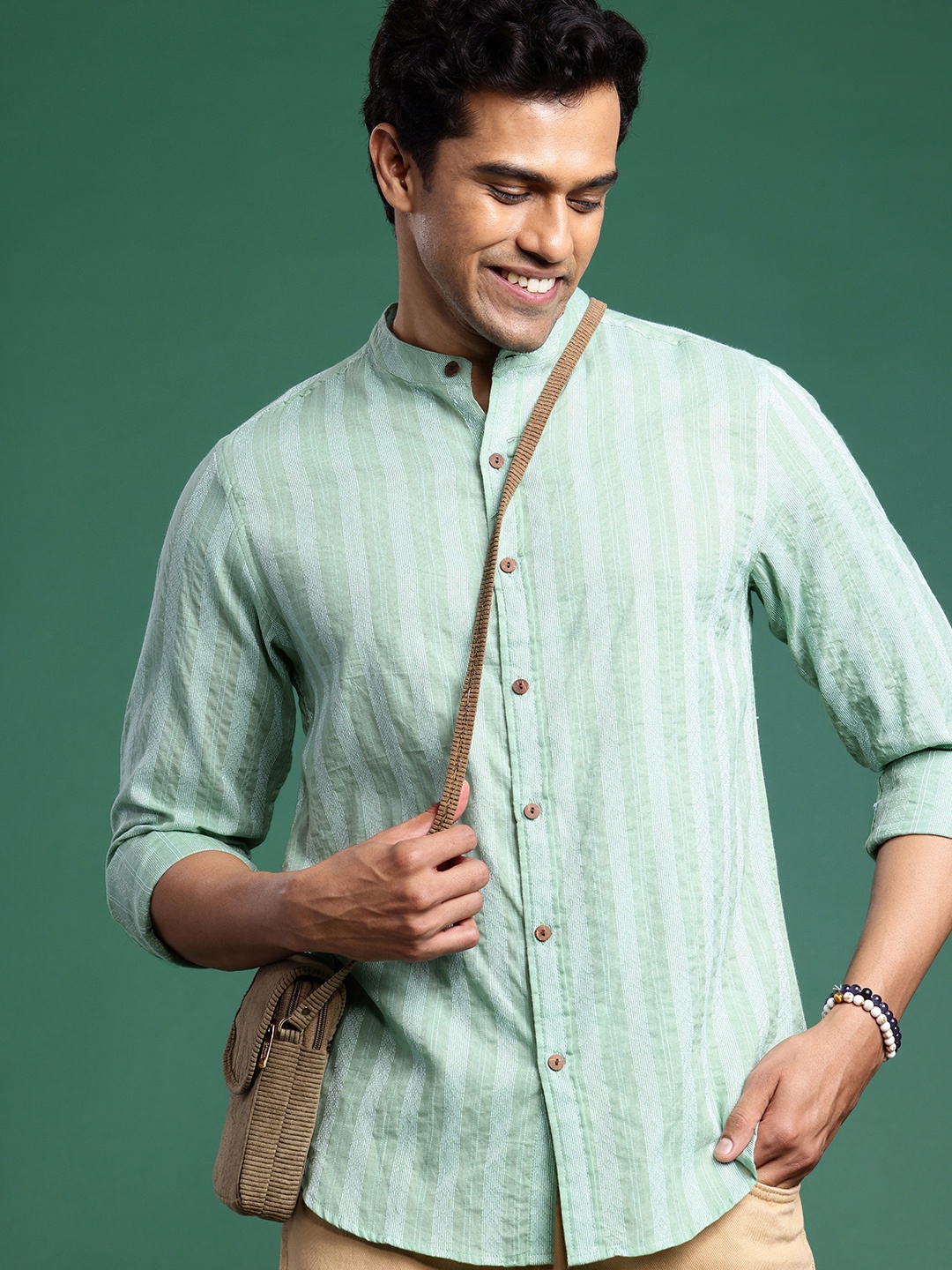 

Sangria Men Striped Pure Cotton Casual Shirt, Green