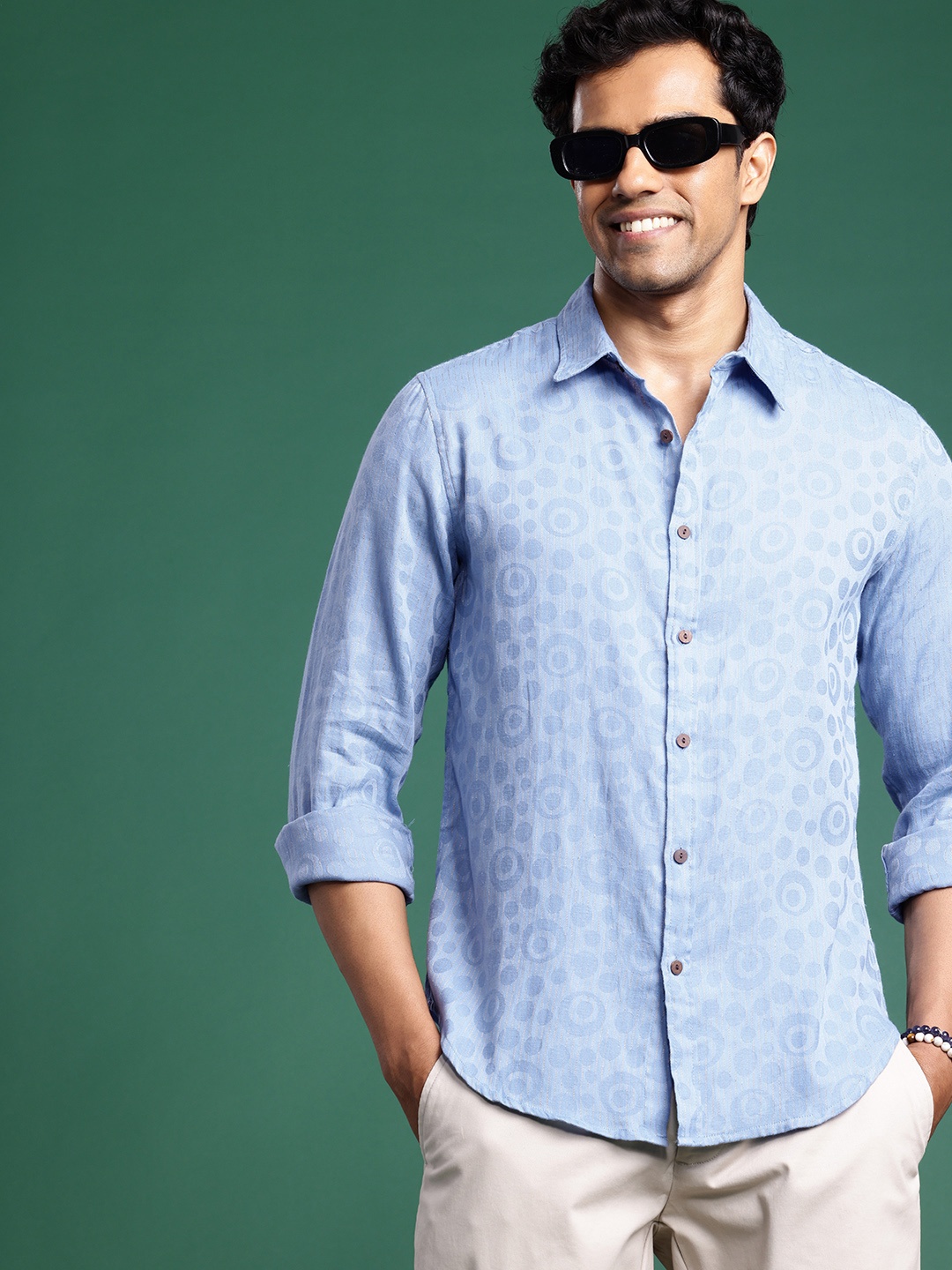 

Sangria Men Pure Cotton Casual Shirt, Blue