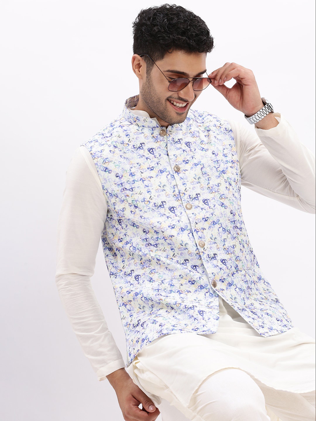 

SHOWOFF Floral Printed Mandarin Collar Cotton Slim Fit Nehru Jacket, Lavender