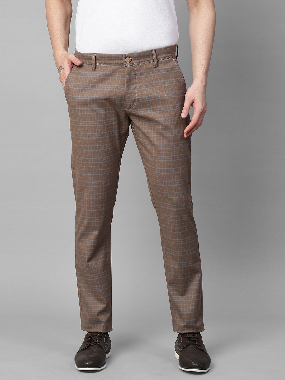 

GENIPS Men Cotton Stretchable Checked Slim Fit Trousers, Brown