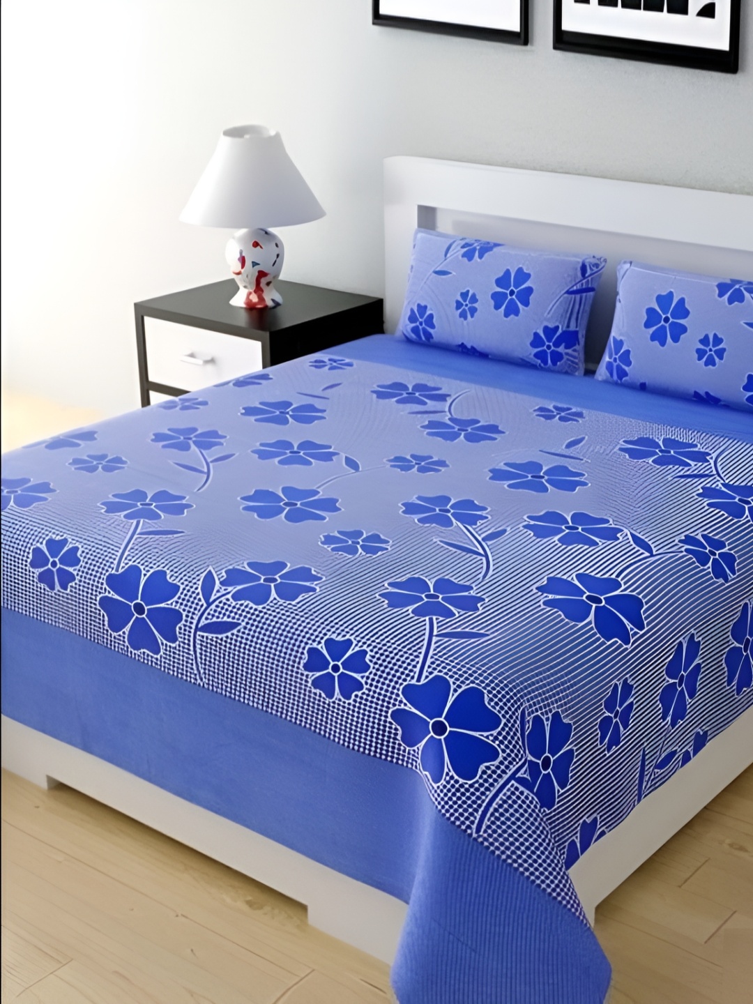 

Supreme Home Collective Blue Floral Microfiber 144 TC Queen Bedsheet with 2 Pillow Covers