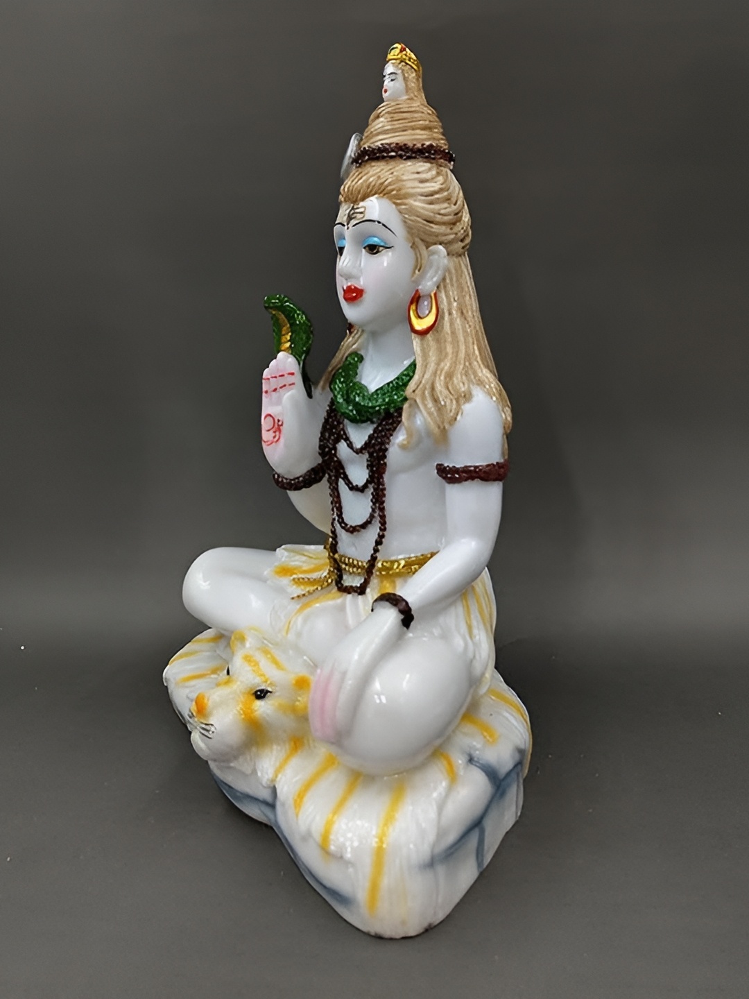 

Aura White Shiva Shankar Marble Idol Showpiece