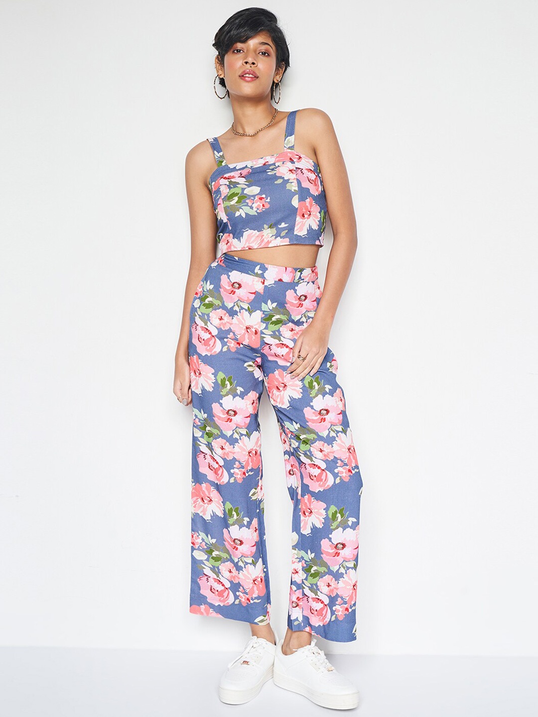 

AND Floral Printed Shoulder Straps Crop Top With Trousers, Blue