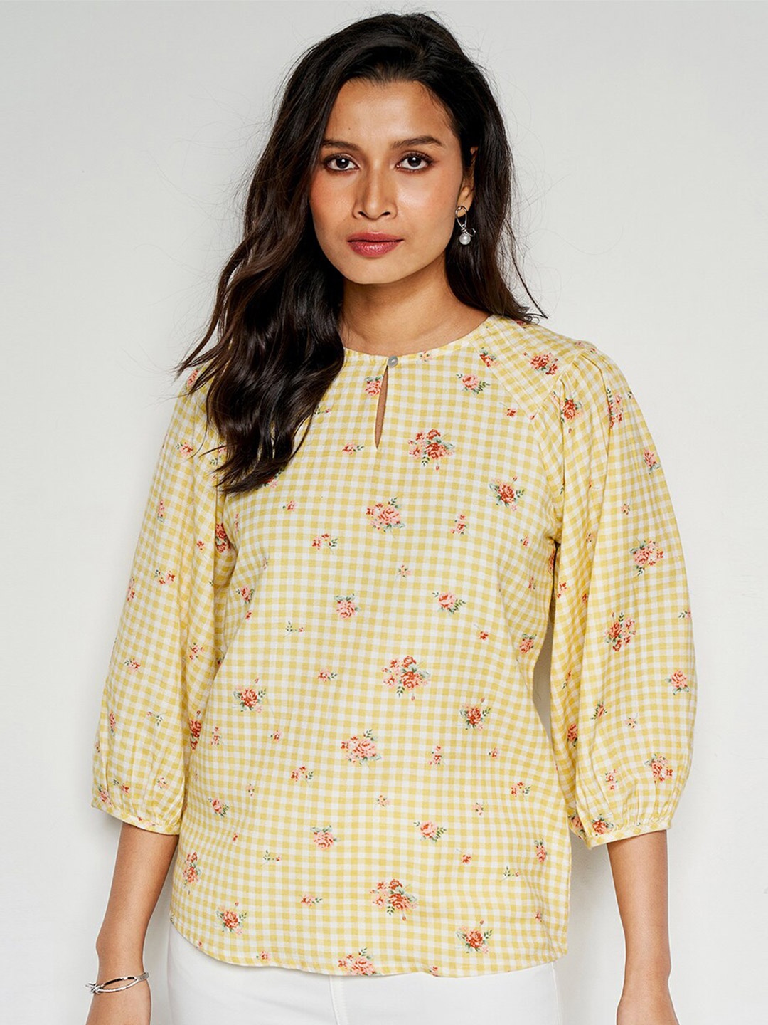 

AND Floral Printed Keyhole Neck Top, Yellow