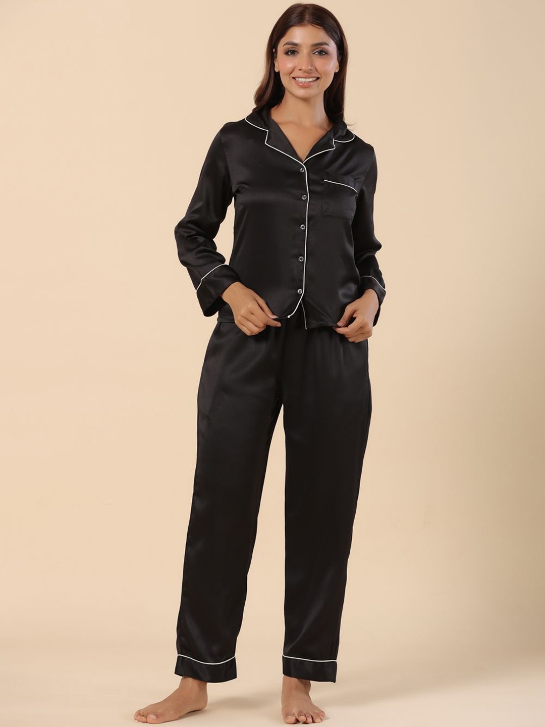 

ETC Black Lapel Collar Long Sleeves Night suit