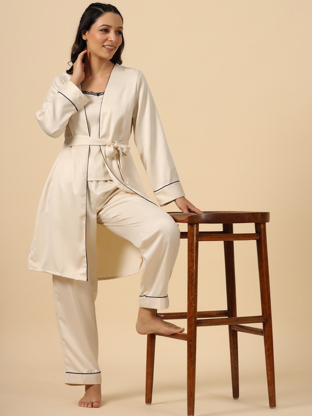 

ETC Satin Cami & Pyjamas With Robe Night suit, Off white