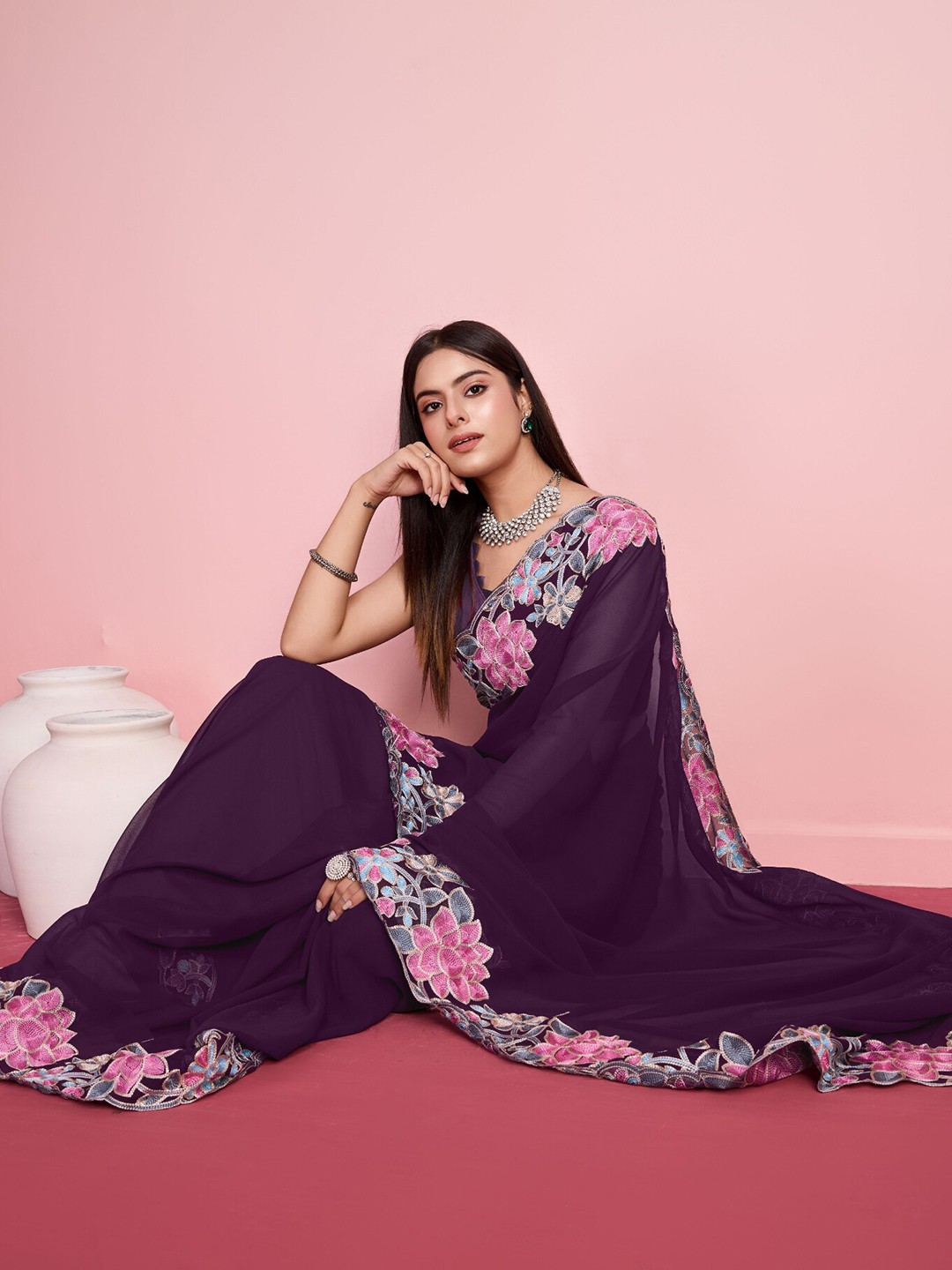 

VAIRAGEE Embroidered Poly Georgette Saree, Purple