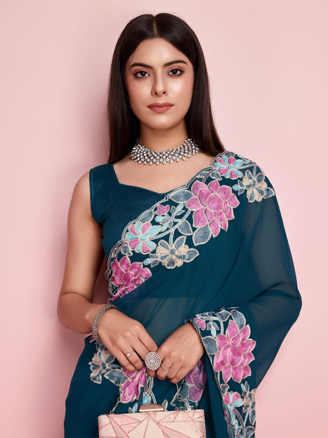 

VAIRAGEE Embroidered Poly Georgette Saree, Teal
