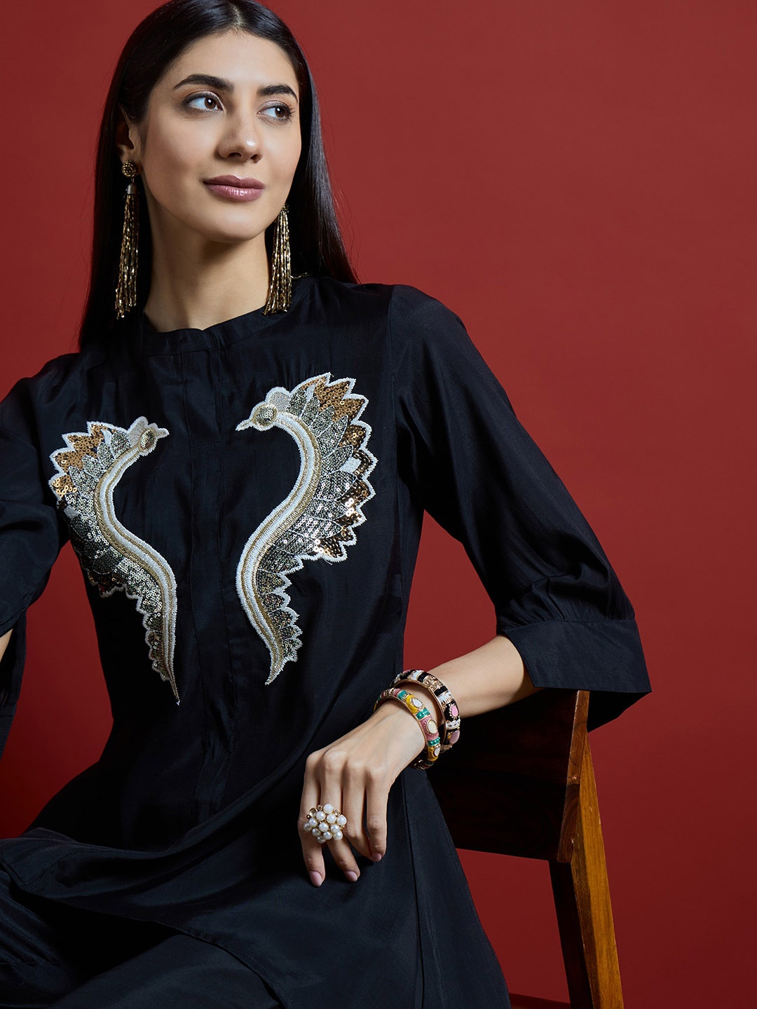 

Sangria Embroidered Mandarin Collar Tunic & Trouser, Black