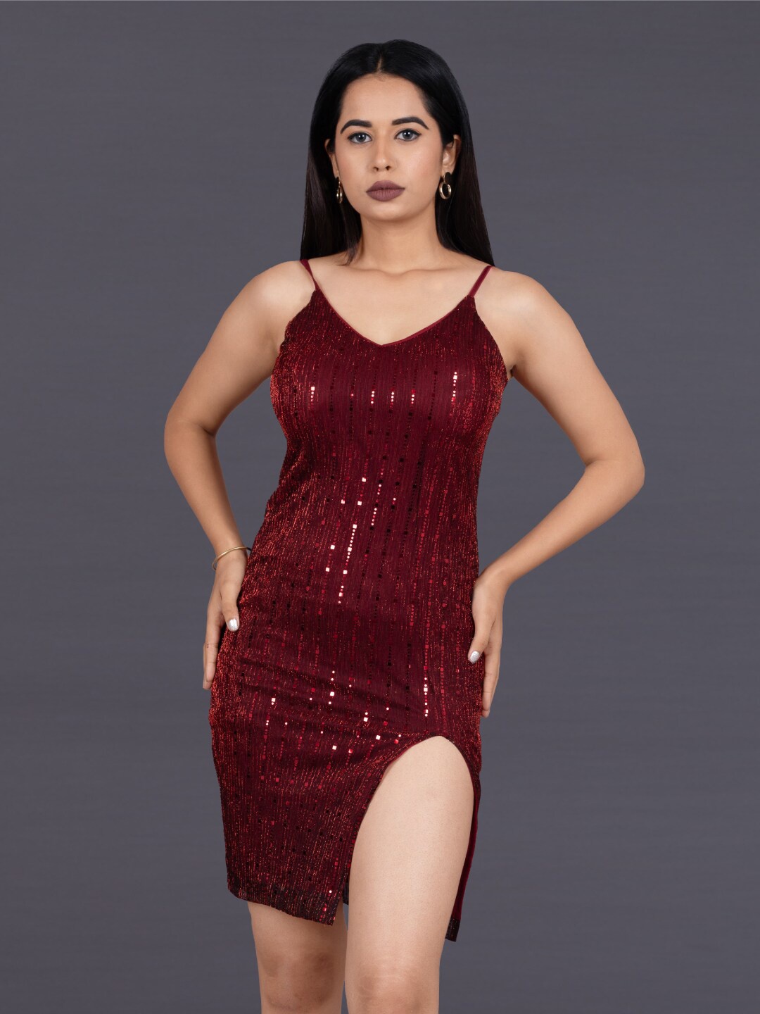 

La Aimee Sequin Embellished Velvet Bodycon Mini Dress, Red