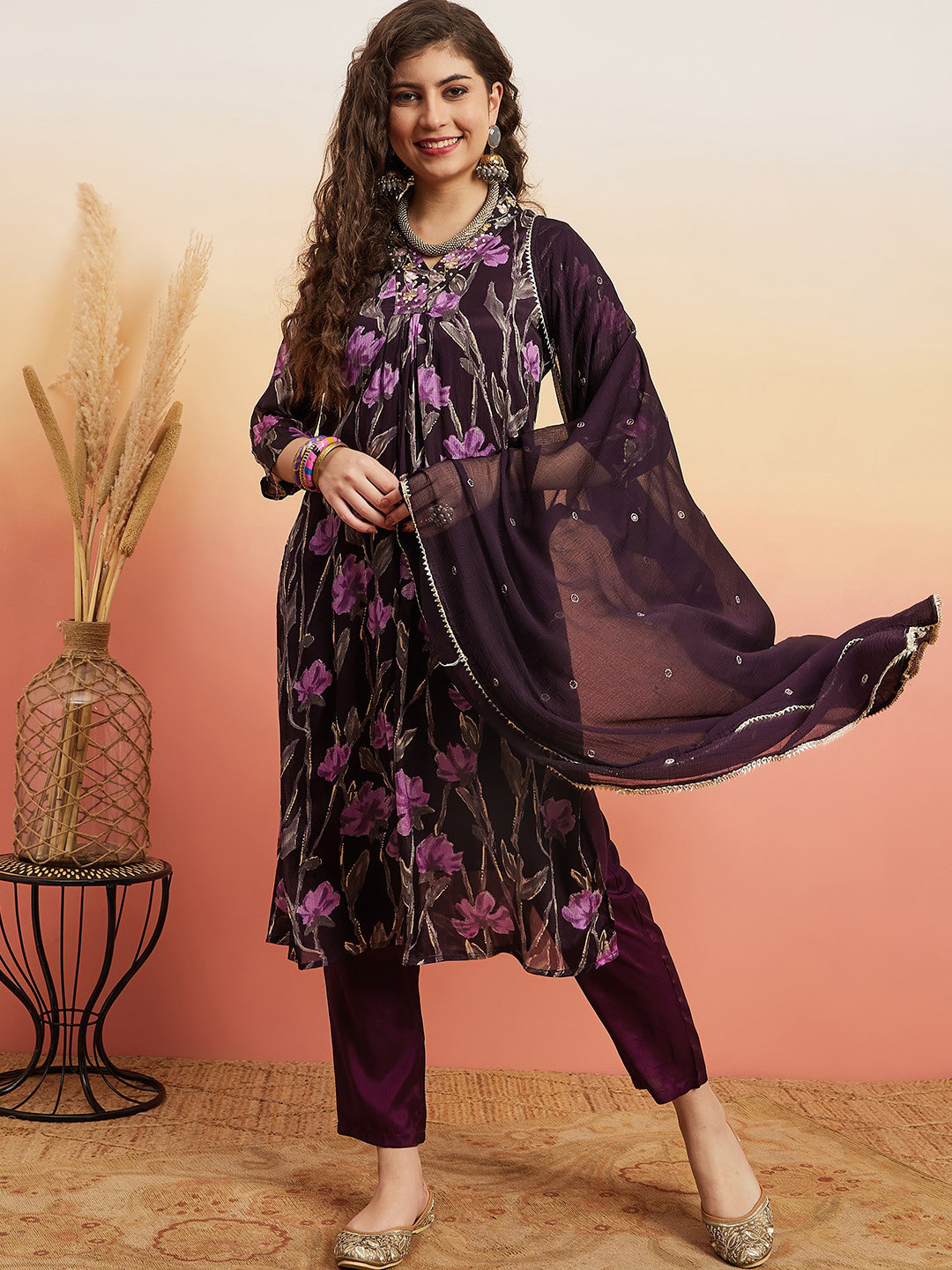 

Ishin V Neck Floral Printed Regular Mirror Work Silk Chiffon Straight Kurta Set, Burgundy