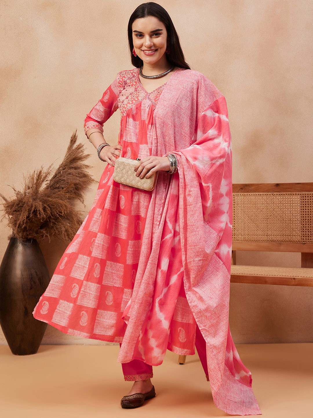 

Ishin V Neck Ethnic Motifs Embroidered Regular Mirror Work Pure Cotton A-Line Kurta Set, Pink