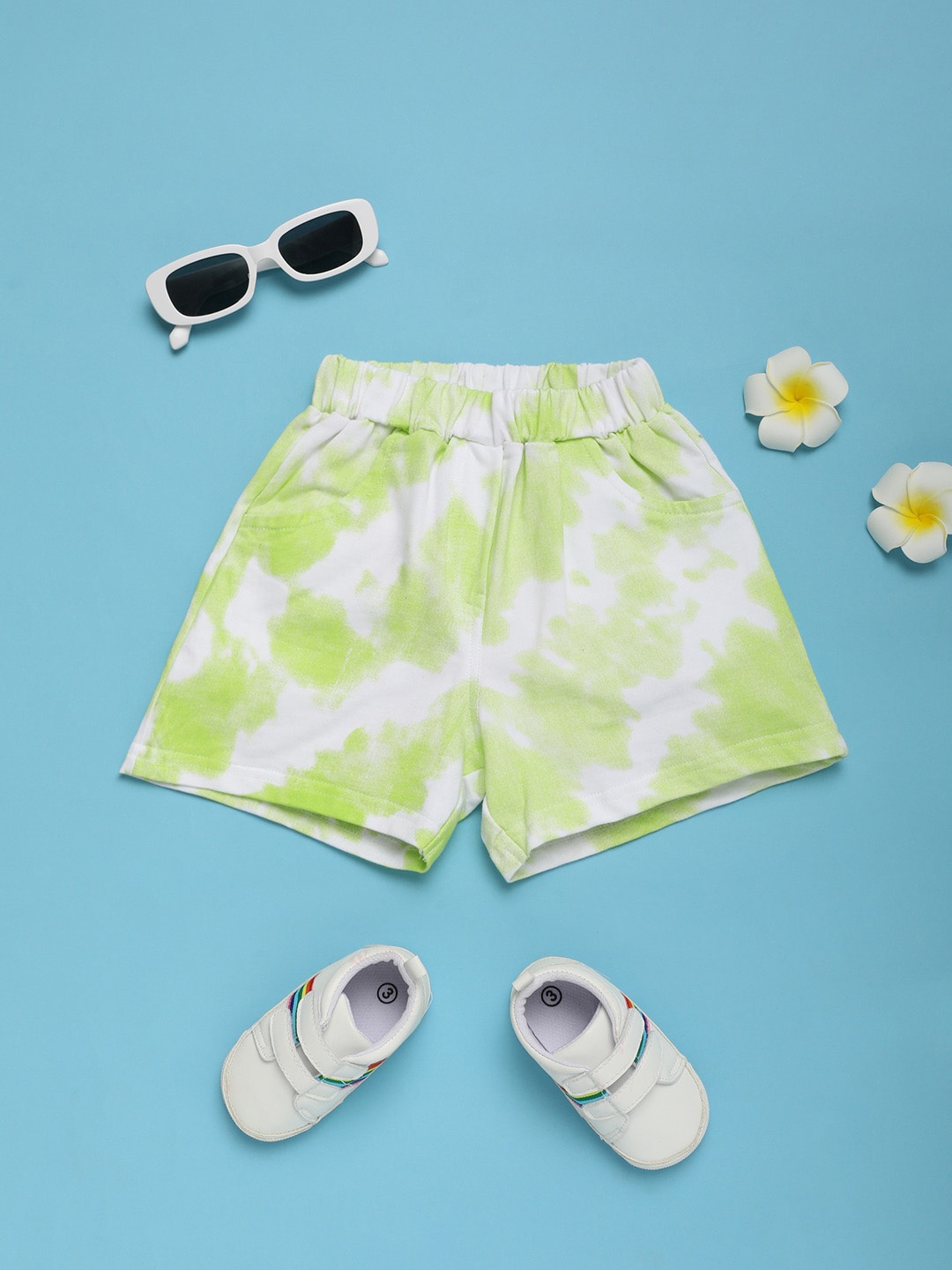 

V-Mart Girls Printed Cotton Shorts, Green