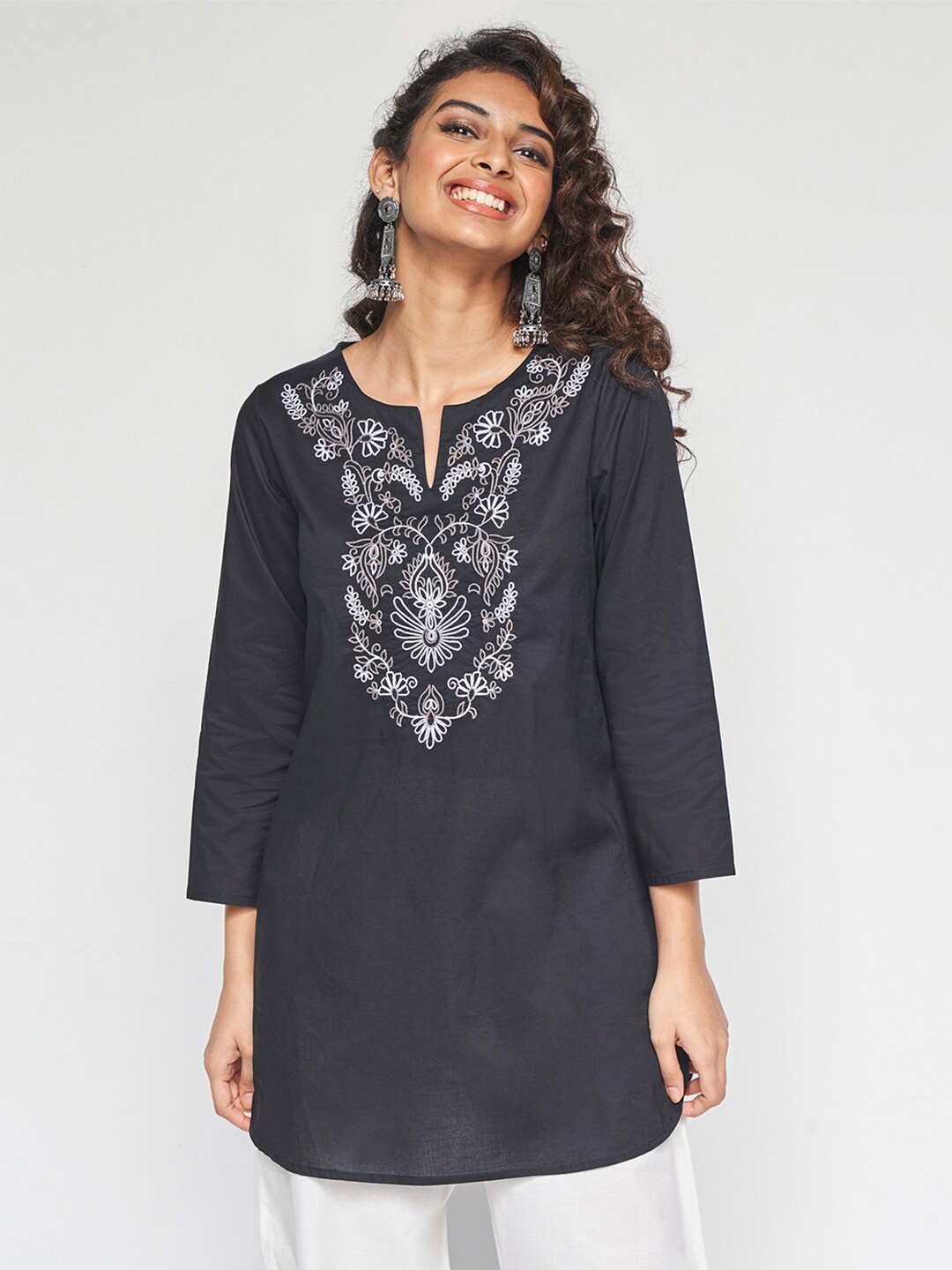 

Global Desi Embroidered Round Neck Tunic, Black