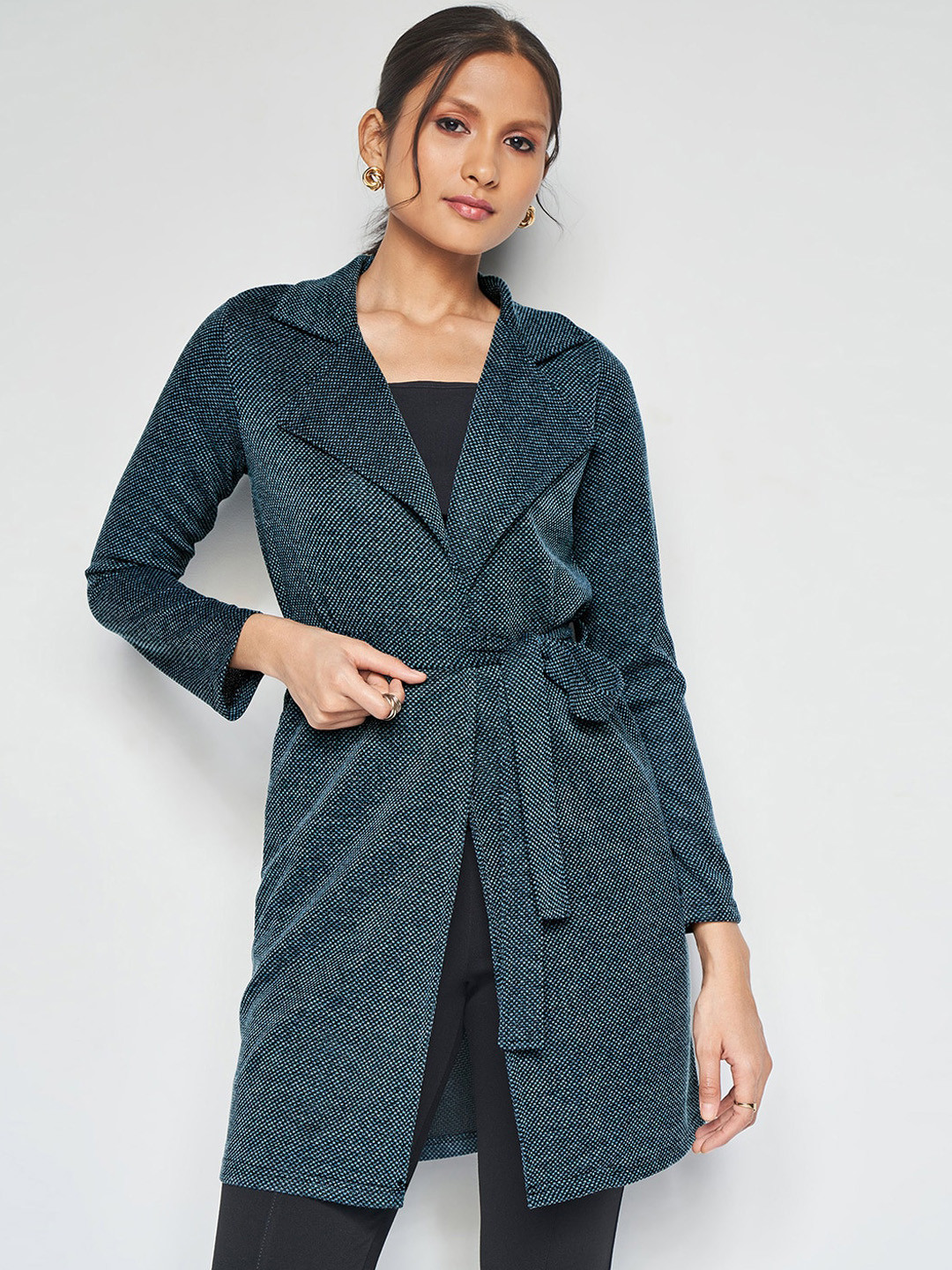 

AND Self Design Lapel Collar Long Sleeves Longline Tailored Jacket, Green