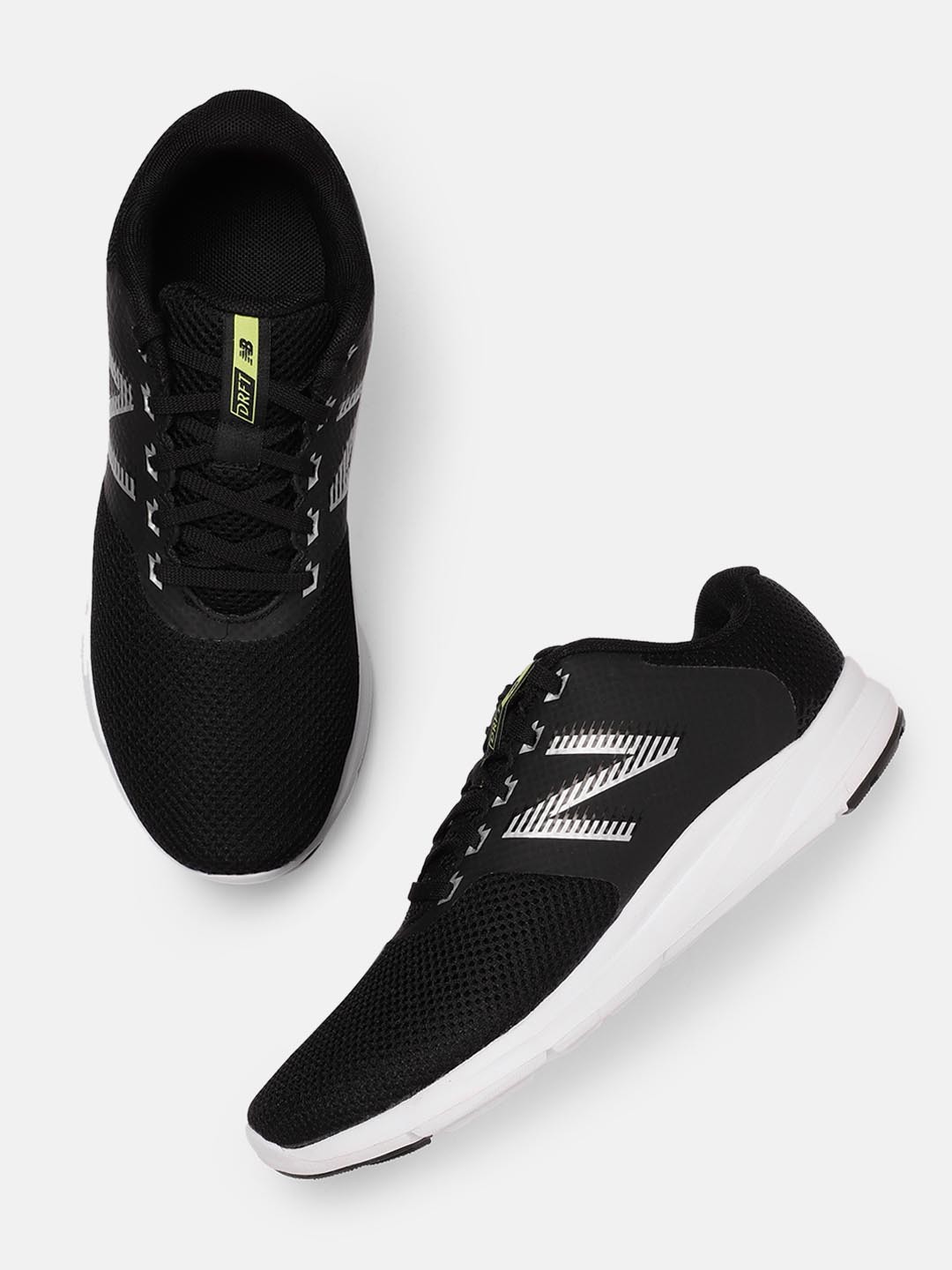 

New Balance Men Woven Design Drift Running Shoes, Black