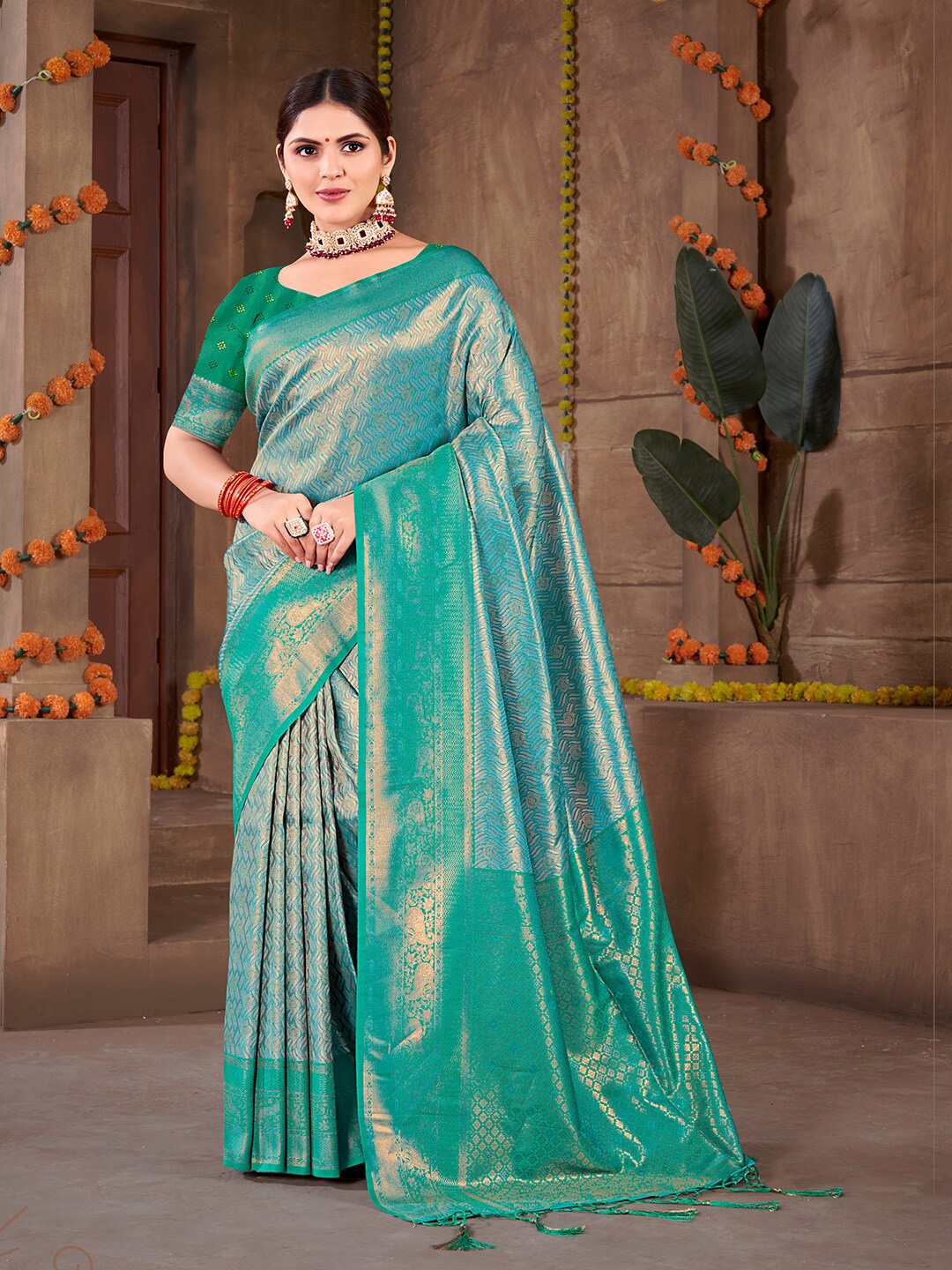 

SANGAM PRINTS Woven Design Silk Blend Designer Tussar Saree, Sea green