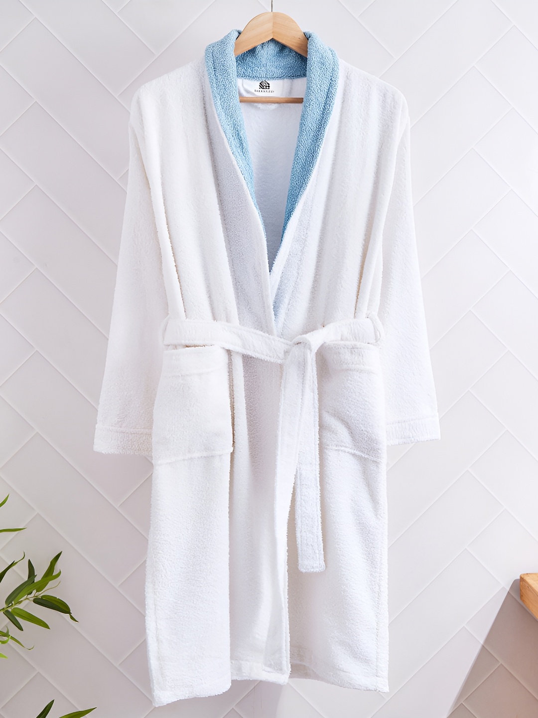 

Home Centre Women Pure Cotton Bathrobe, White