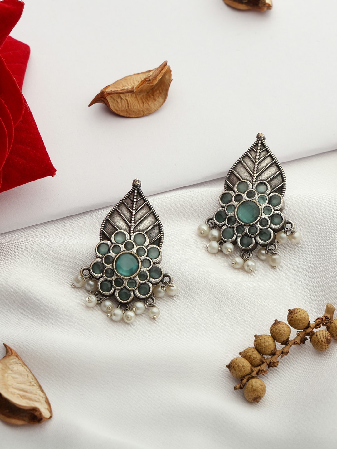 

VENI 92.5 Silver-Plated Contemporary Studs