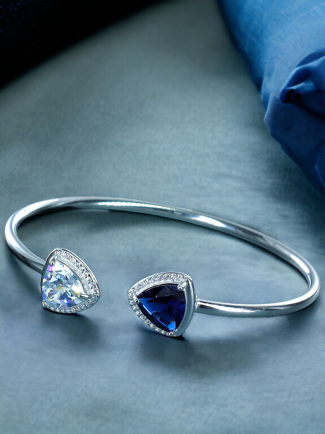 

Taraash 925 Sterling Silver CZ-Studded Bangle