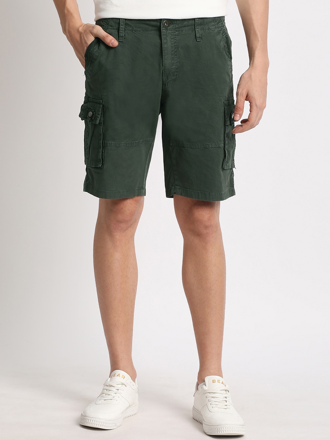 

THE BEAR HOUSE Men Mid-Rise Outdoor Cargo Shorts, Green