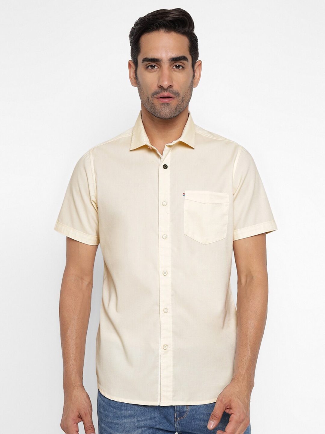 

Red Chief Slim Fit Spread Collar Short Sleeves Cotton Casual Shirt, Cream