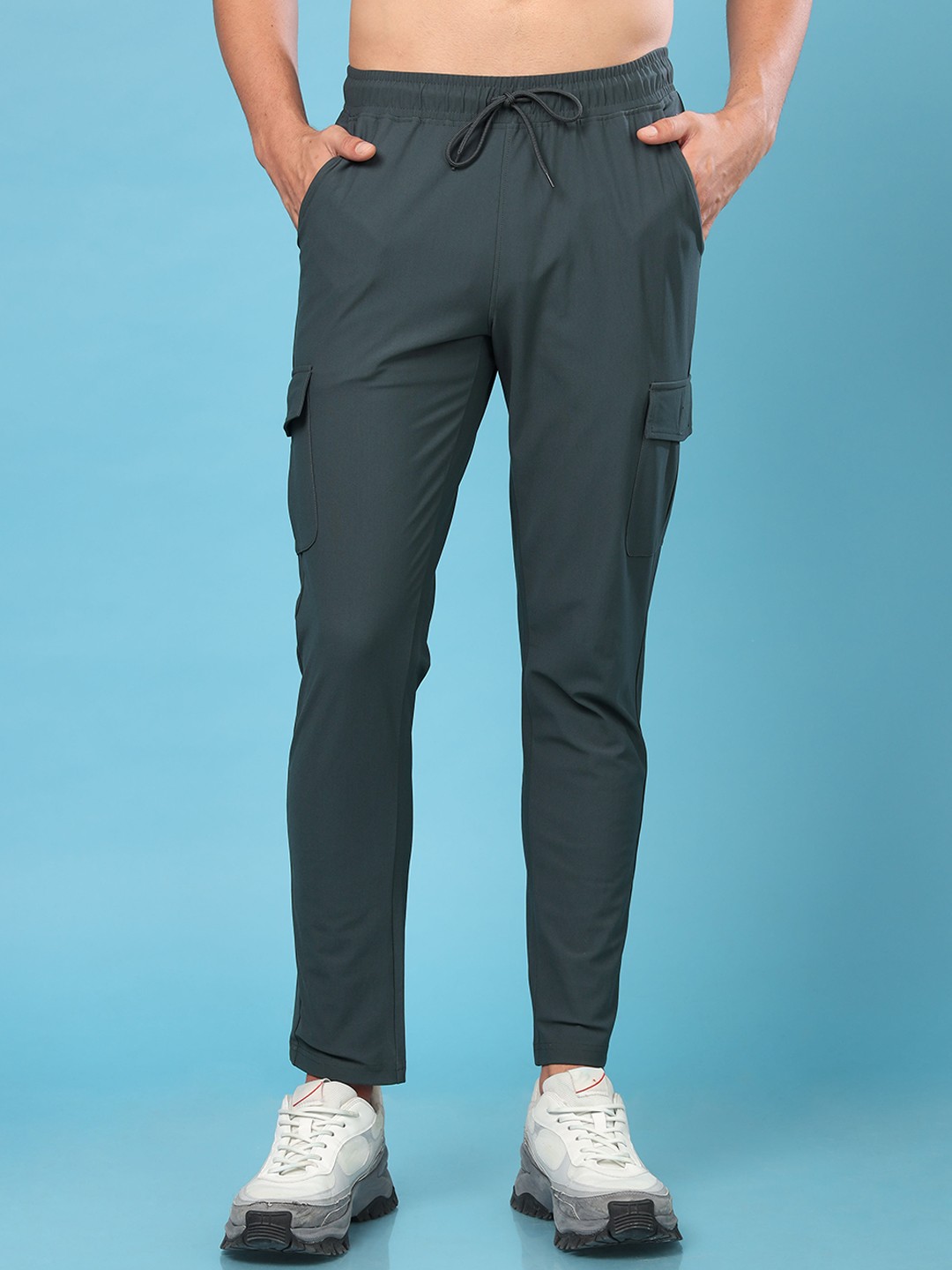 

Technosport Men Relaxed Slim Fit Wrinkle Free Cargos, Charcoal